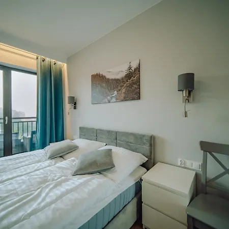 Silence Karpatia Zelda 아파트